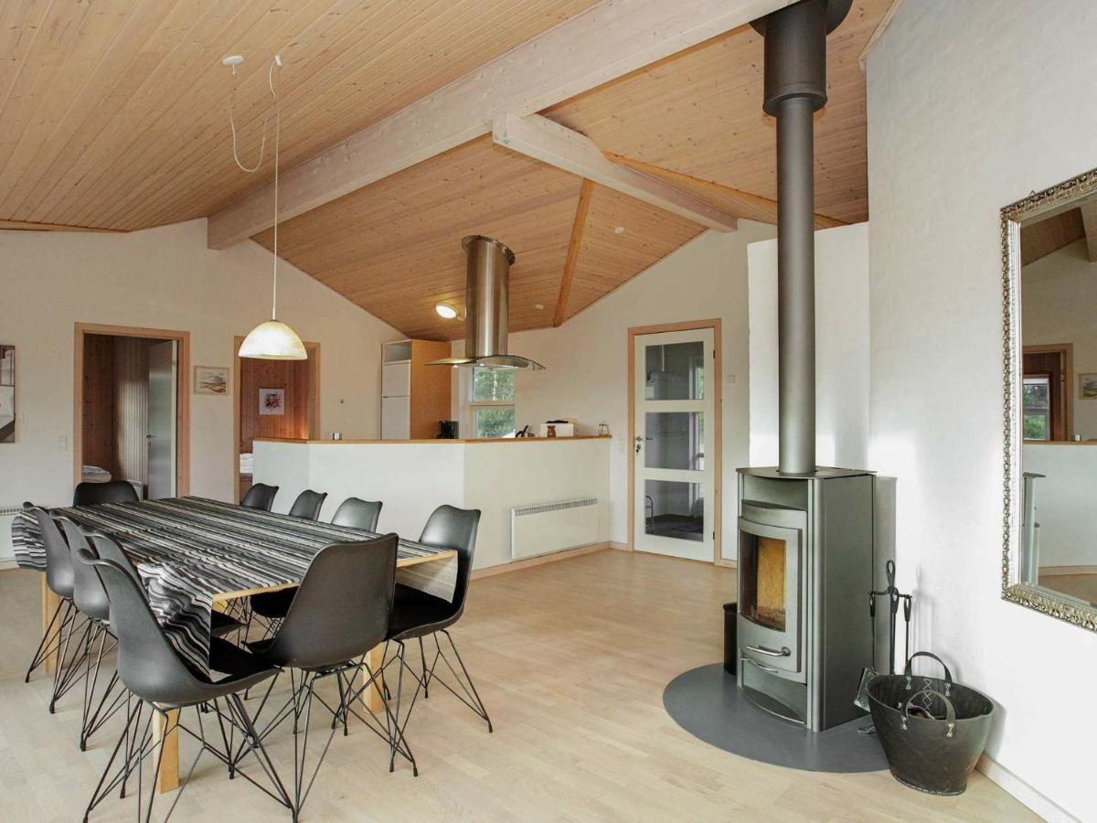 8 Person Holiday Home In Jerup Exterior foto